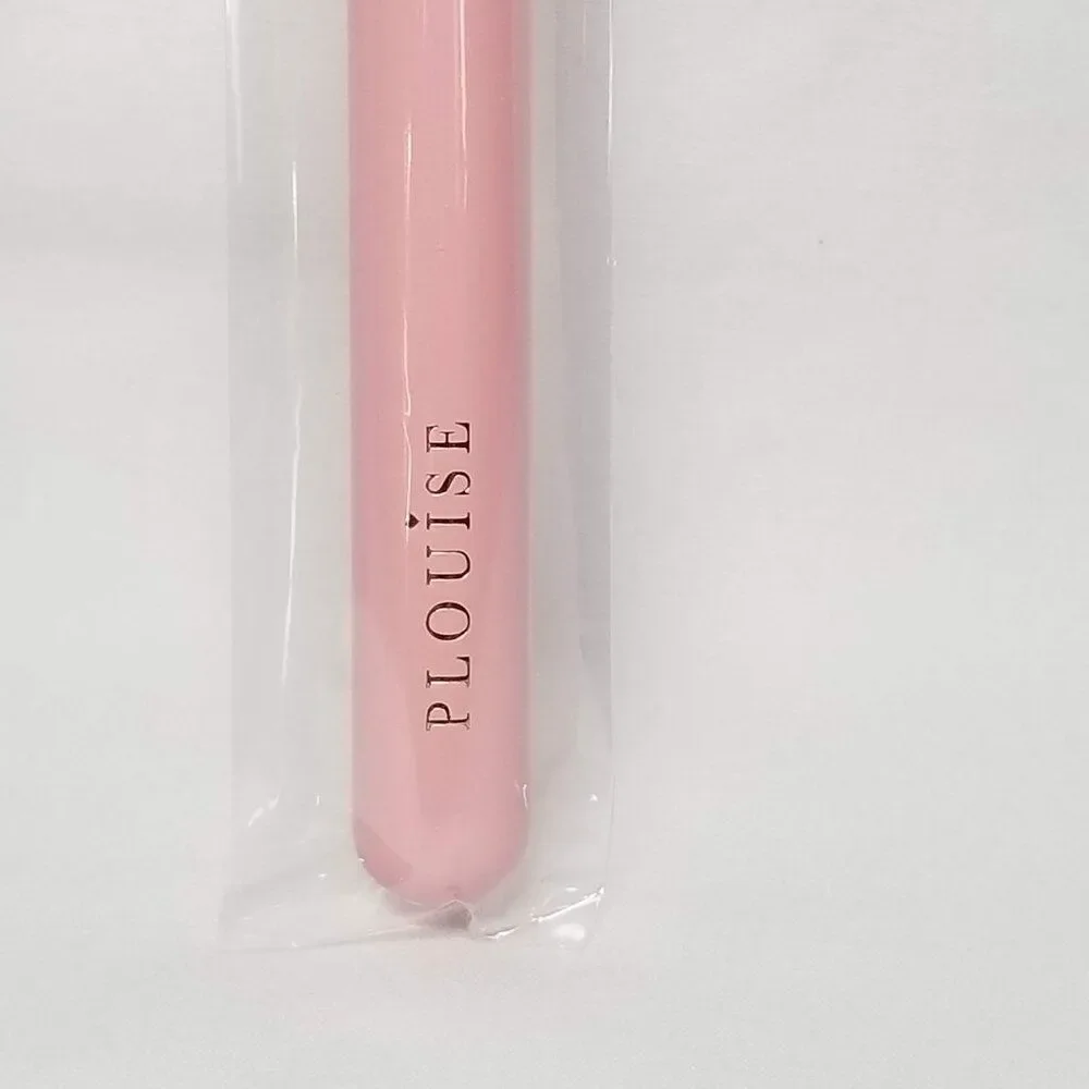 P.Louise - F68 Brush
